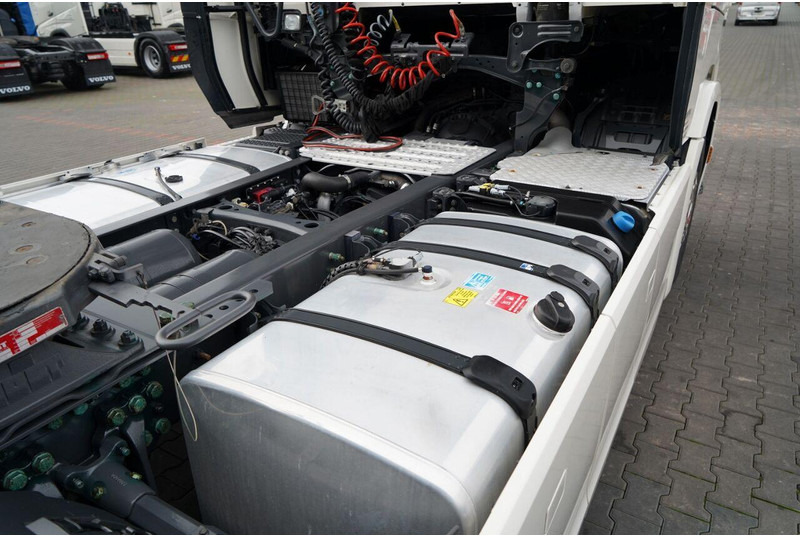 Tractor unit Scania S 500: picture 16