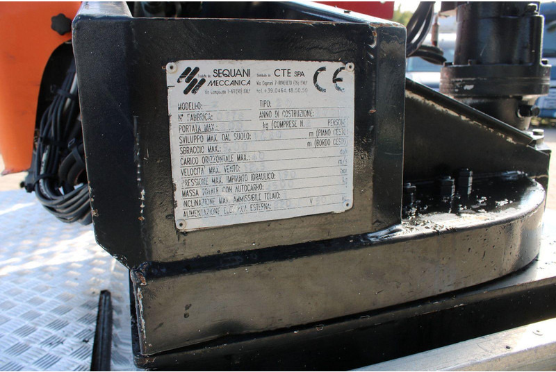 Lease a Nissan Cabstar E 120 Sequani Z20 - 20 meter Nissan Cabstar E 120 Sequani Z20 - 20 meter: picture 12