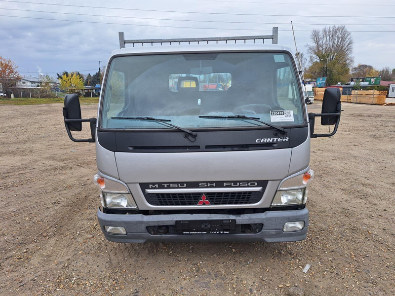 Mitsubishi Canter 3,0 d BE Clixtar Trekker + Veldhuizen BE Clixtar Pritsch - Van: picture 2 Mitsubishi Canter 3,0 d BE Clixtar Trekker + Veldhuizen BE Clixtar Pritsch - Van: picture 2