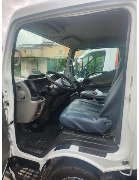 Nissan Cabstar Lifting basket - Multitel 17 m - Van: picture 3 Nissan Cabstar Lifting basket - Multitel 17 m - Van: picture 3