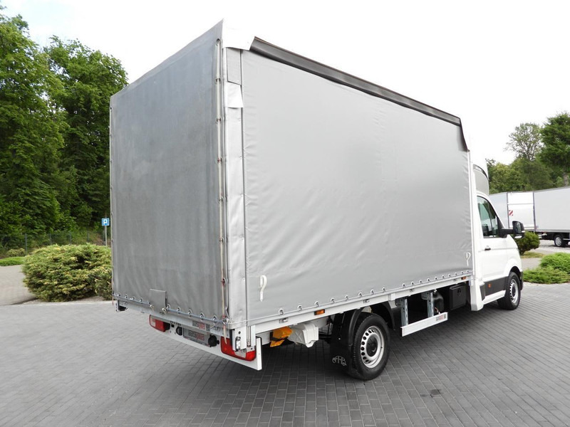 Volkswagen CRAFTER - Box truck: picture 3 Volkswagen CRAFTER - Box truck: picture 3