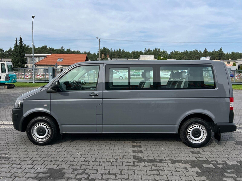 Volkswagen Transporter T5 Brygadówka, Osobowy, 9-miejsc, Jeden Właściciel, - Minibus, Passenger van: picture 2 Volkswagen Transporter T5 Brygadówka, Osobowy, 9-miejsc, Jeden Właściciel, - Minibus, Passenger van: picture 2
