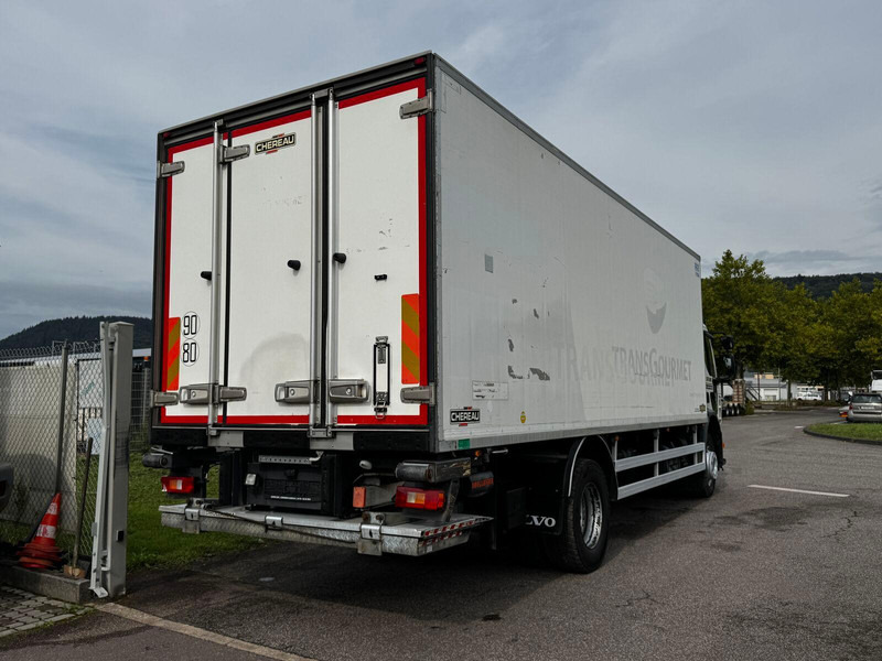 Refrigerator truck Volvo FE 260: picture 6