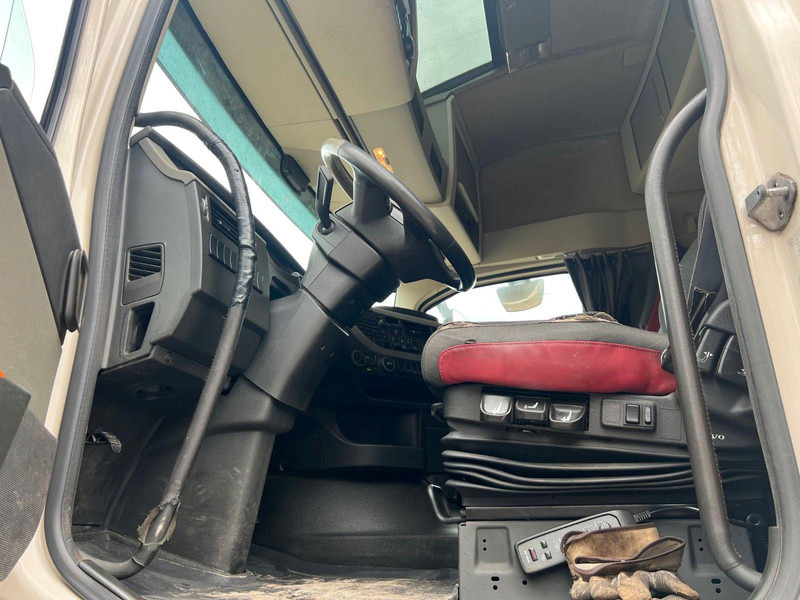 Lease a Volvo FH 540 EURO 6 EPSILON KRAN M110Z Volvo FH 540 EURO 6 EPSILON KRAN M110Z: picture 13 Lease a Volvo FH 540 EURO 6 EPSILON KRAN M110Z Volvo FH 540 EURO 6 EPSILON KRAN M110Z: picture 13