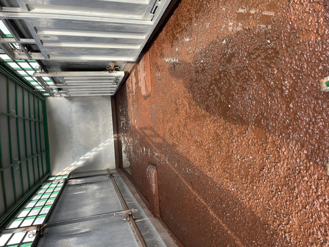 Horse truck DAF CF410: picture 6