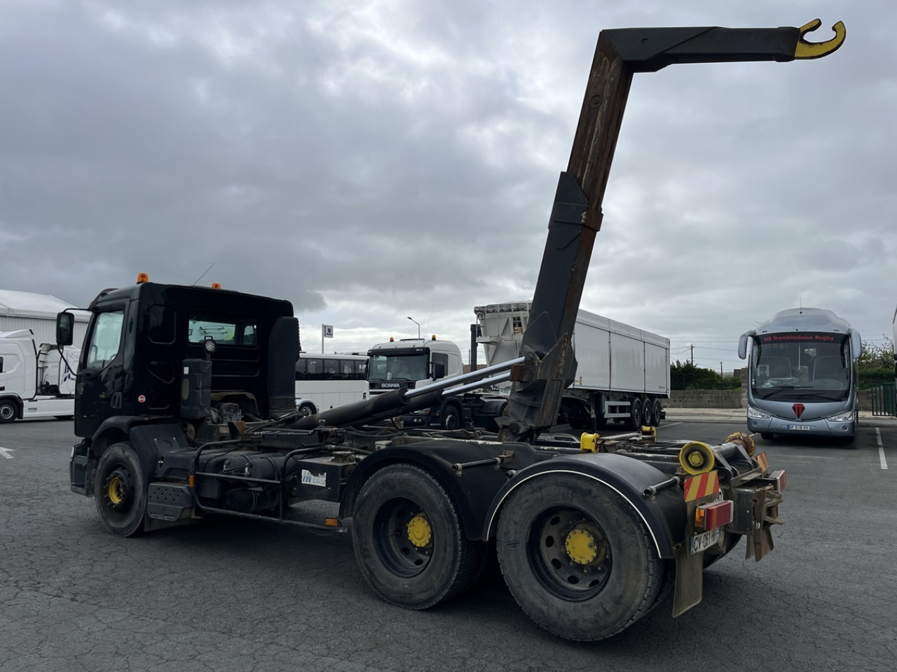 RENAULT PREMIUM 370 6X2 - Hook lift truck: picture 4 RENAULT PREMIUM 370 6X2 - Hook lift truck: picture 4