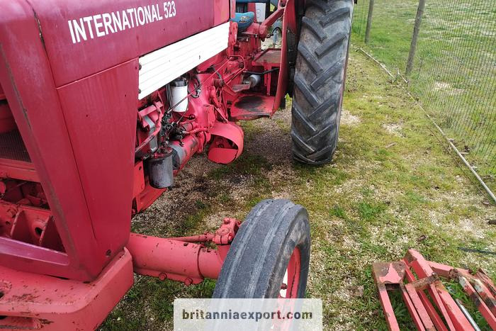 INTERNATIONAL McCormick 523 | 2.9 diesel | 3 cylinder | - Farm tractor: picture 5 INTERNATIONAL McCormick 523 | 2.9 diesel | 3 cylinder | - Farm tractor: picture 5