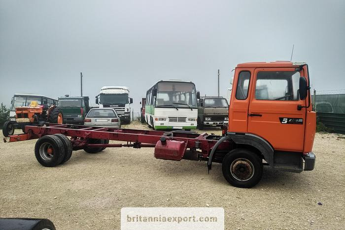 RENAULT Midliner S120 Turbo 7.7 Ton Chassis Cab Truck | ZF Manual | - Cab chassis truck: picture 4 RENAULT Midliner S120 Turbo 7.7 Ton Chassis Cab Truck | ZF Manual | - Cab chassis truck: picture 4