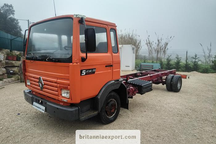 RENAULT Midliner S120 Turbo | Perkins 3.9 diesel engine | ZF manual - Cab chassis truck: picture 3 RENAULT Midliner S120 Turbo | Perkins 3.9 diesel engine | ZF manual - Cab chassis truck: picture 3