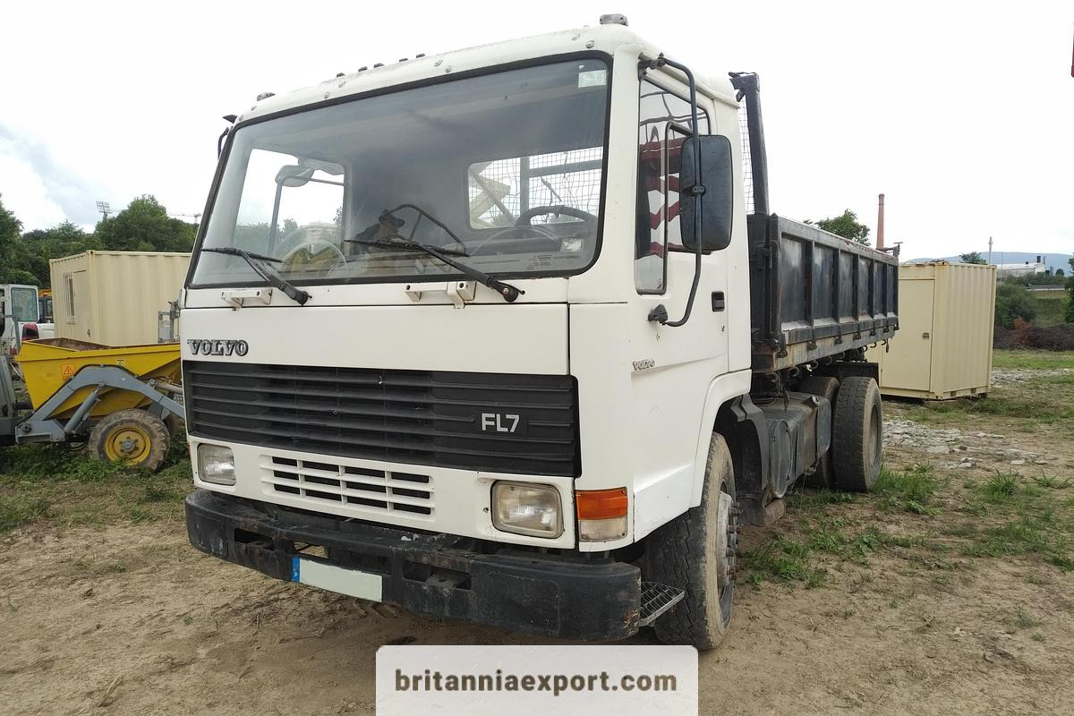 VOLVO FL7 260 HP 6 Cylinder | 19 Ton 3-Way Tipper Truck - Tipper: picture 5 VOLVO FL7 260 HP 6 Cylinder | 19 Ton 3-Way Tipper Truck - Tipper: picture 5