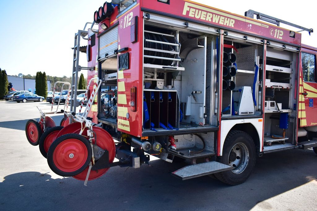 Fire truck MAN 4x4 Firetruck Feuerwehr DOKA Expedition Camper: picture 15
