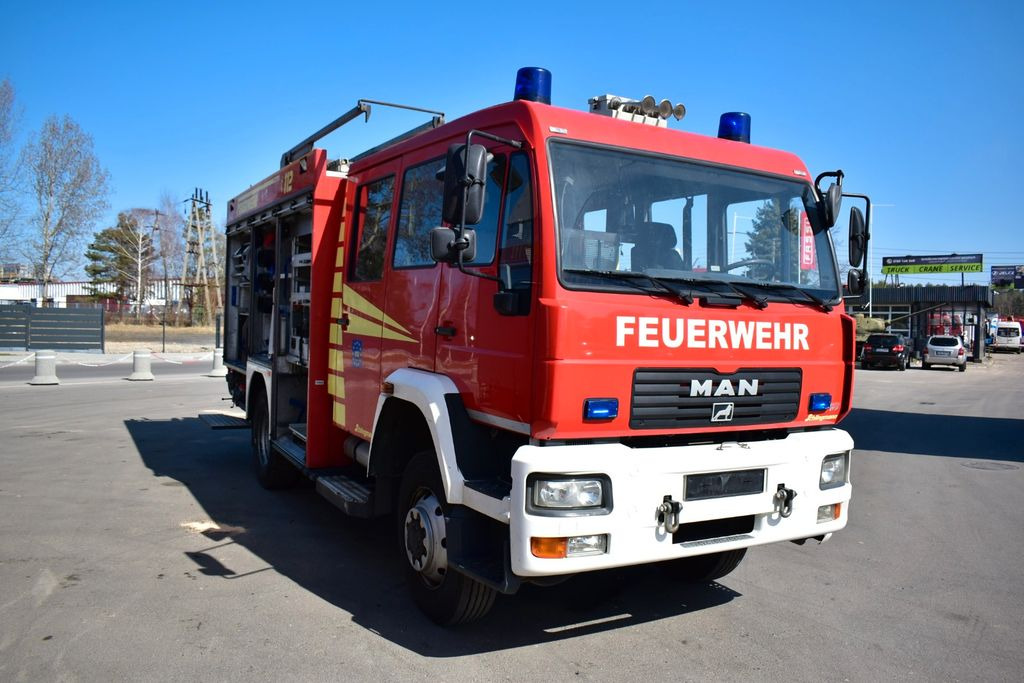 Fire truck MAN 4x4 Firetruck Feuerwehr DOKA Expedition Camper: picture 11