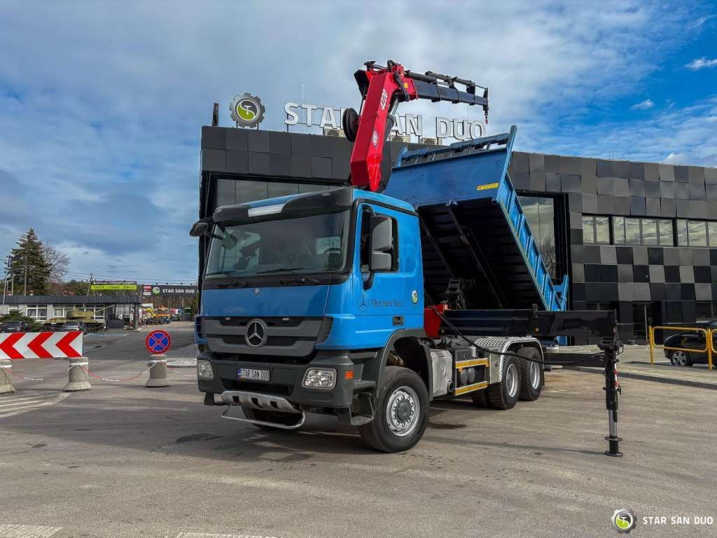 Mercedes-Benz ACTROS 3341 6x6 HMF 4220 K4 CRANE KIPPER - Tipper: picture 5 Mercedes-Benz ACTROS 3341 6x6 HMF 4220 K4 CRANE KIPPER - Tipper: picture 5