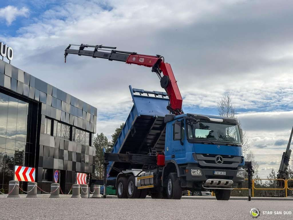 Mercedes-Benz ACTROS 3341 6x6 HMF 4220 K4 CRANE KIPPER - Tipper: picture 3 Mercedes-Benz ACTROS 3341 6x6 HMF 4220 K4 CRANE KIPPER - Tipper: picture 3