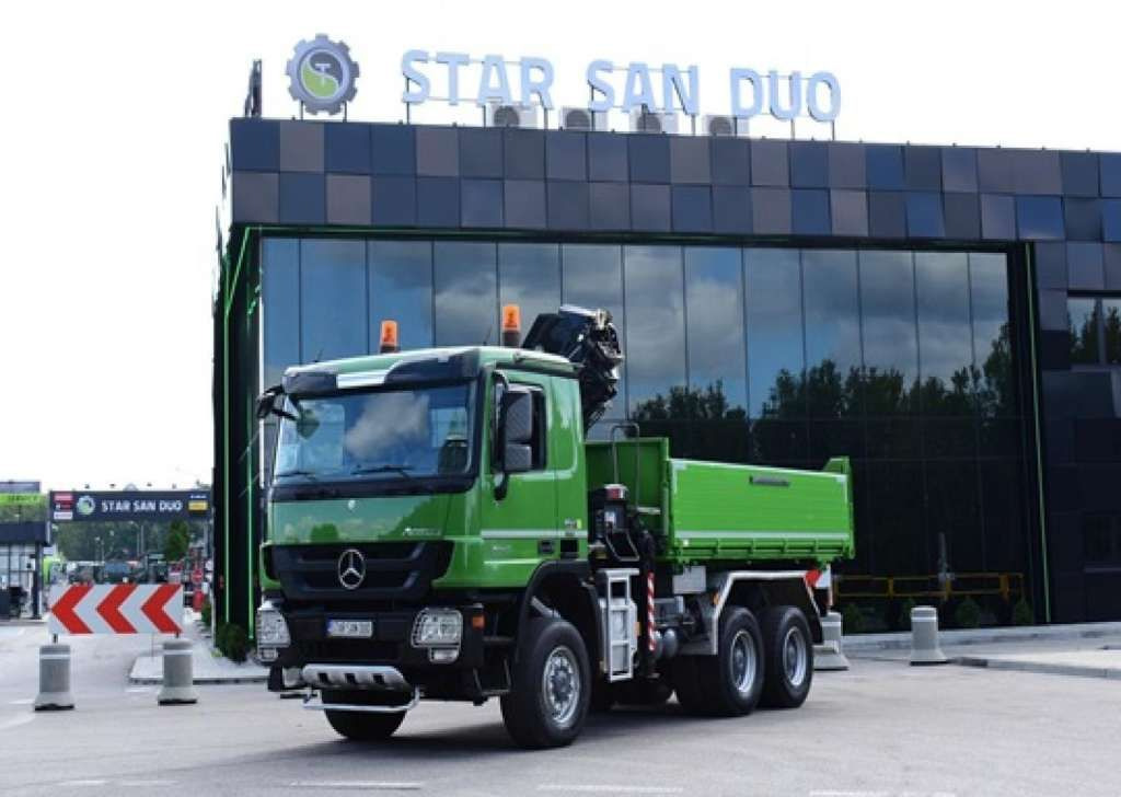 Crane truck Mercedes-Benz  ACTROS 3346 6x6 HIAB 244EP-4 Crane Kipper: picture 20