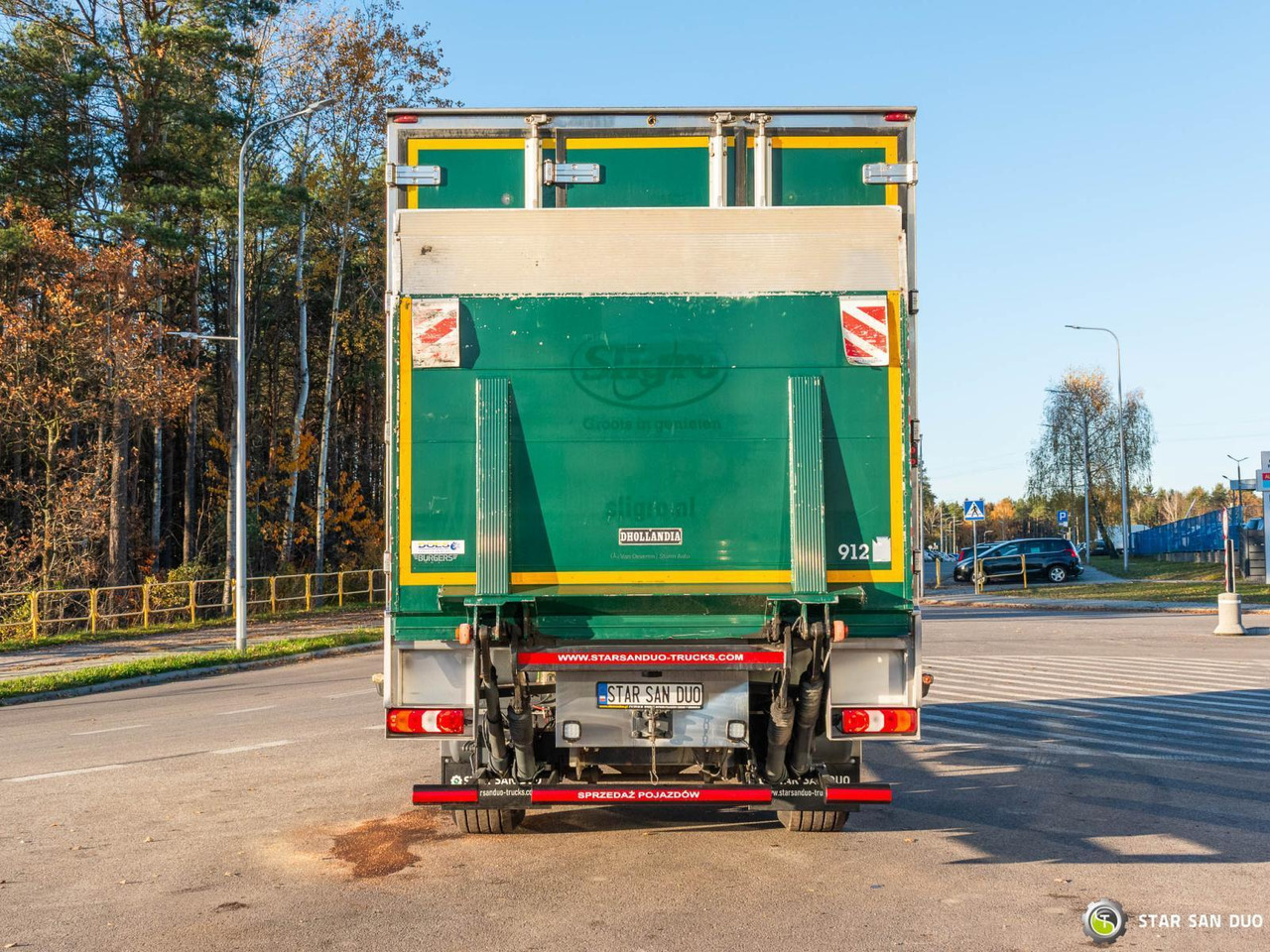 Cab chassis truck : picture 10