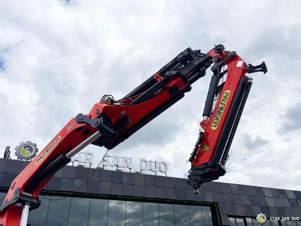 Crane truck Scania  R143 HL 6x2 PALFINGER PK44002 Crane Kran: picture 21