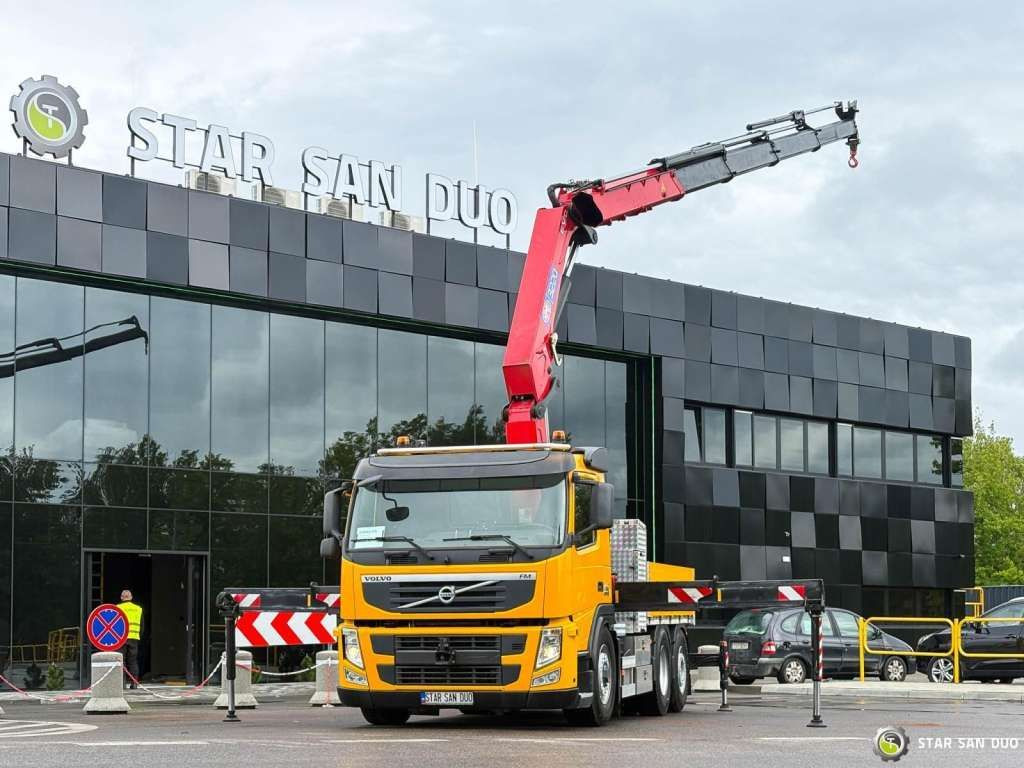 Volvo FM 460 6x4x4 HMF 3220 Crane HDS - Crane truck: picture 1 Volvo FM 460 6x4x4 HMF 3220 Crane HDS - Crane truck: picture 1