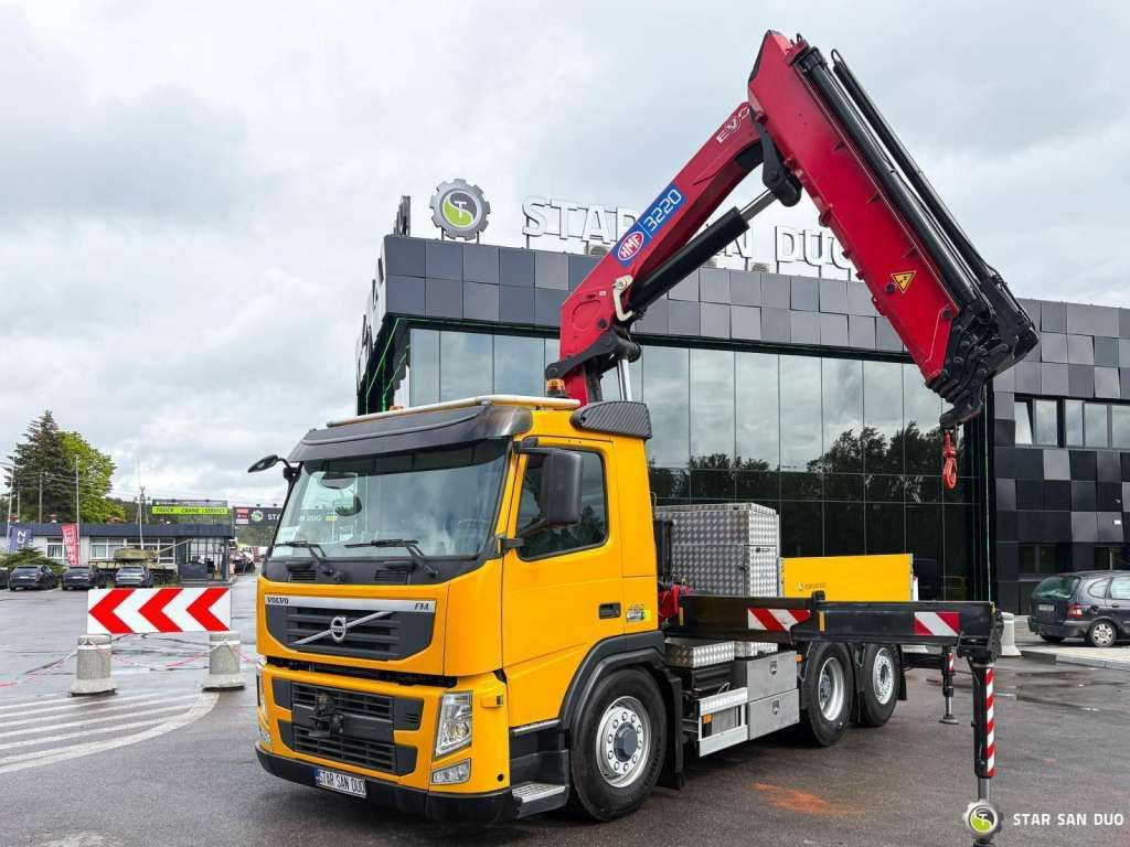 Volvo FM 460 6x4x4 HMF 3220 Crane HDS - Crane truck: picture 4 Volvo FM 460 6x4x4 HMF 3220 Crane HDS - Crane truck: picture 4