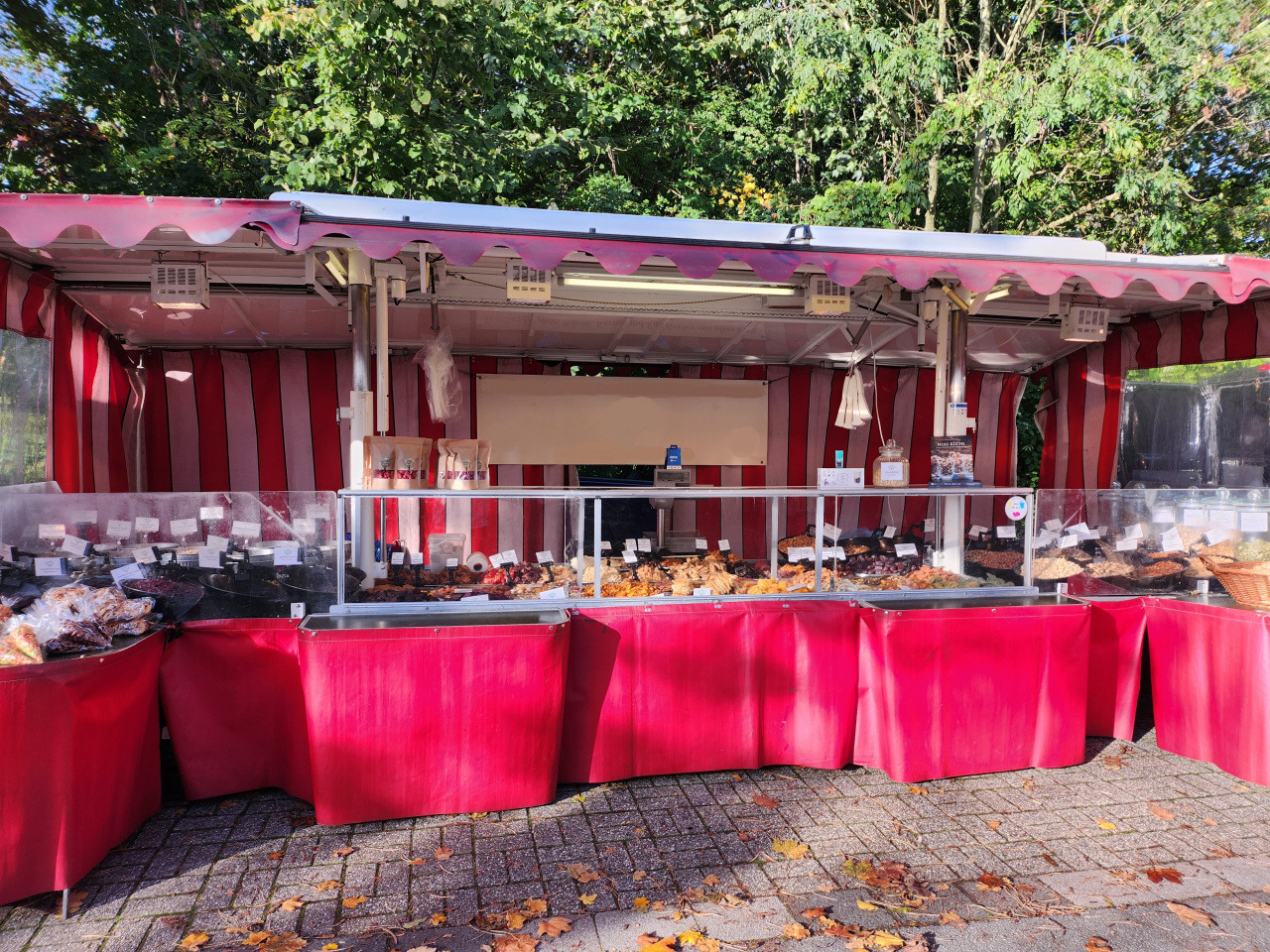 Verkaufsanhänger Alf - Vending trailer: picture 2 Verkaufsanhänger Alf - Vending trailer: picture 2