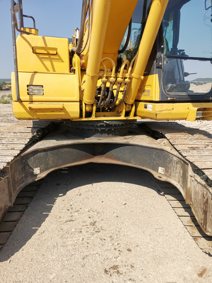 Excavator KOMATSU PC240: picture 8