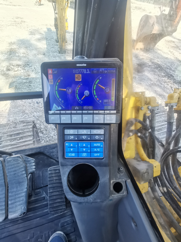 Excavator KOMATSU PC360 LC -10: picture 12