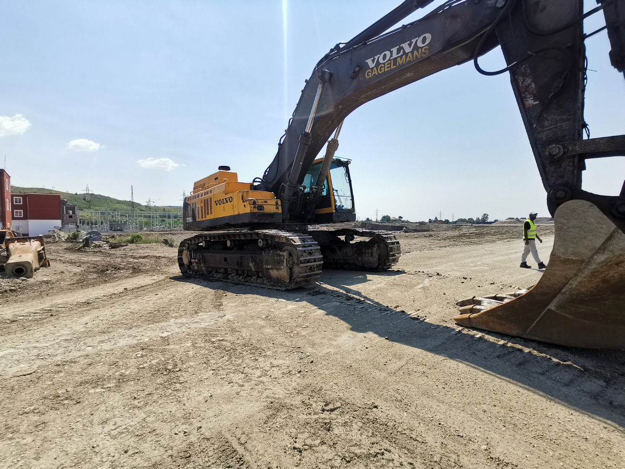 Crawler excavator VOLVO 700 B: picture 6