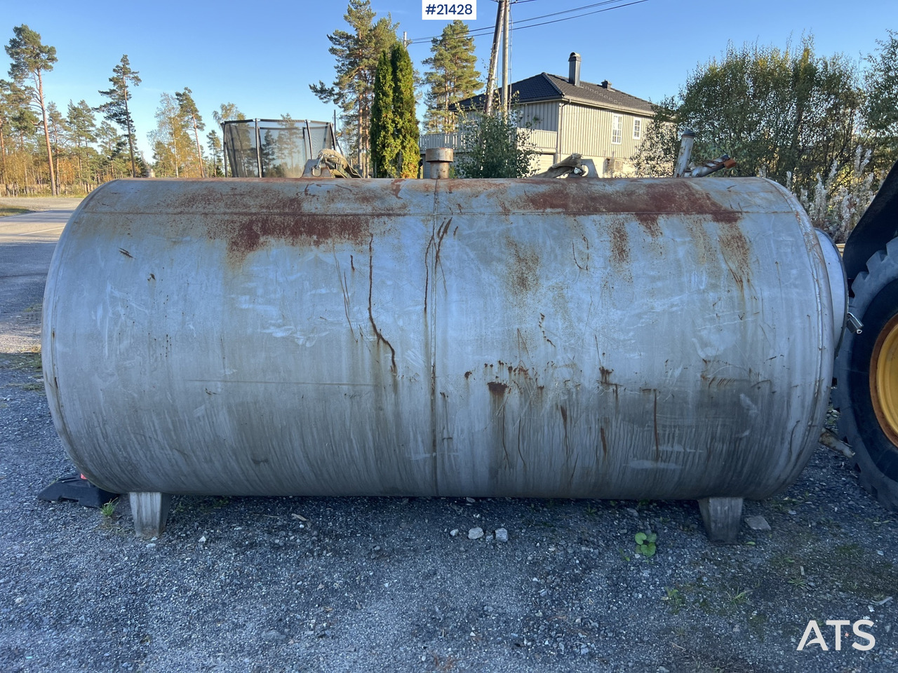 6000 liter diesel tank m/ pumpe og teller - Storage tank: picture 2 6000 liter diesel tank m/ pumpe og teller - Storage tank: picture 2