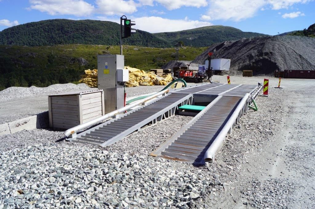 Til lastebil, lite brukt - Attachment for Truck: picture 1 Til lastebil, lite brukt - Attachment for Truck: picture 1