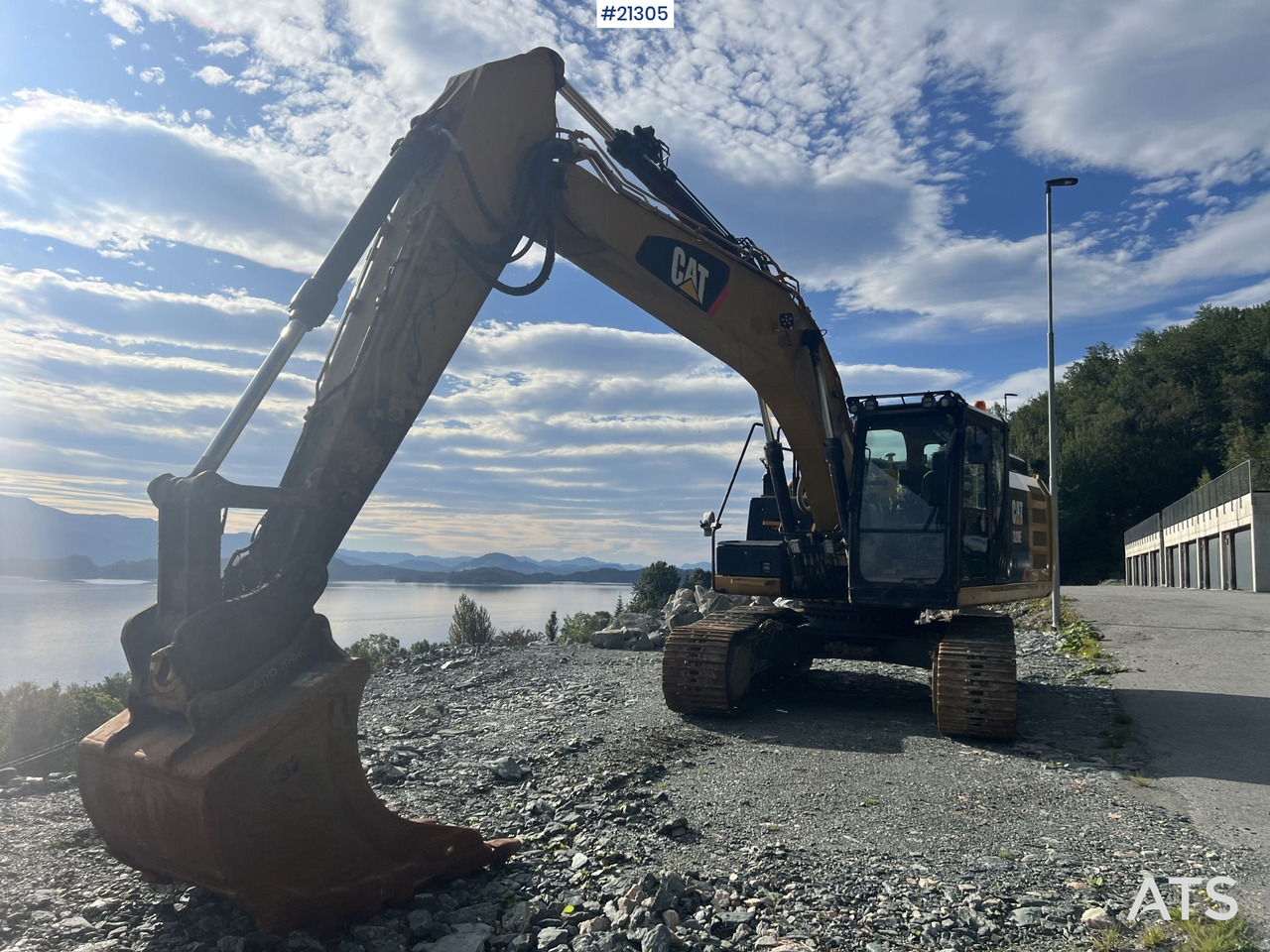 CAT 320 EL - Crawler excavator: picture 3 CAT 320 EL - Crawler excavator: picture 3