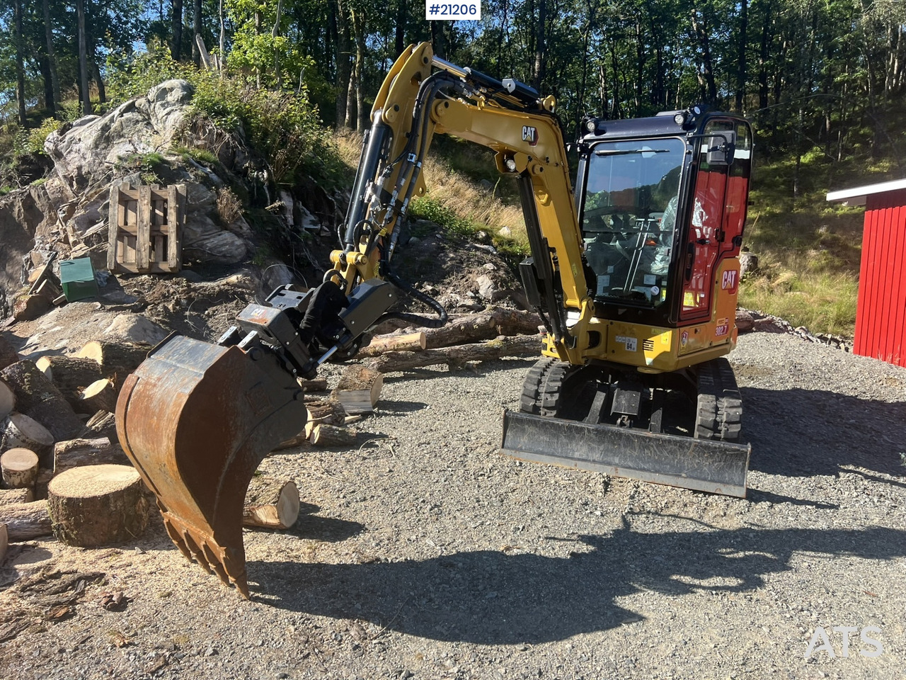 Lease a Caterpillar 302.7 CR gravemaskin m/ rototilt, pusseskuff,graveskuffe,klype og grøfteskuffe Caterpillar 302.7 CR gravemaskin m/ rototilt, pusseskuff,graveskuffe,klype og grøfteskuffe: picture 8