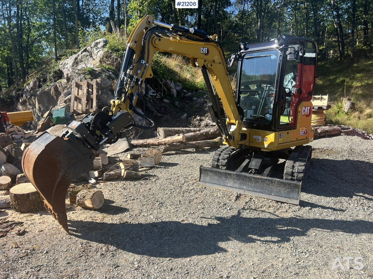 Lease a Caterpillar 302.7 CR gravemaskin m/ rototilt, pusseskuff,graveskuffe,klype og grøfteskuffe Caterpillar 302.7 CR gravemaskin m/ rototilt, pusseskuff,graveskuffe,klype og grøfteskuffe: picture 7