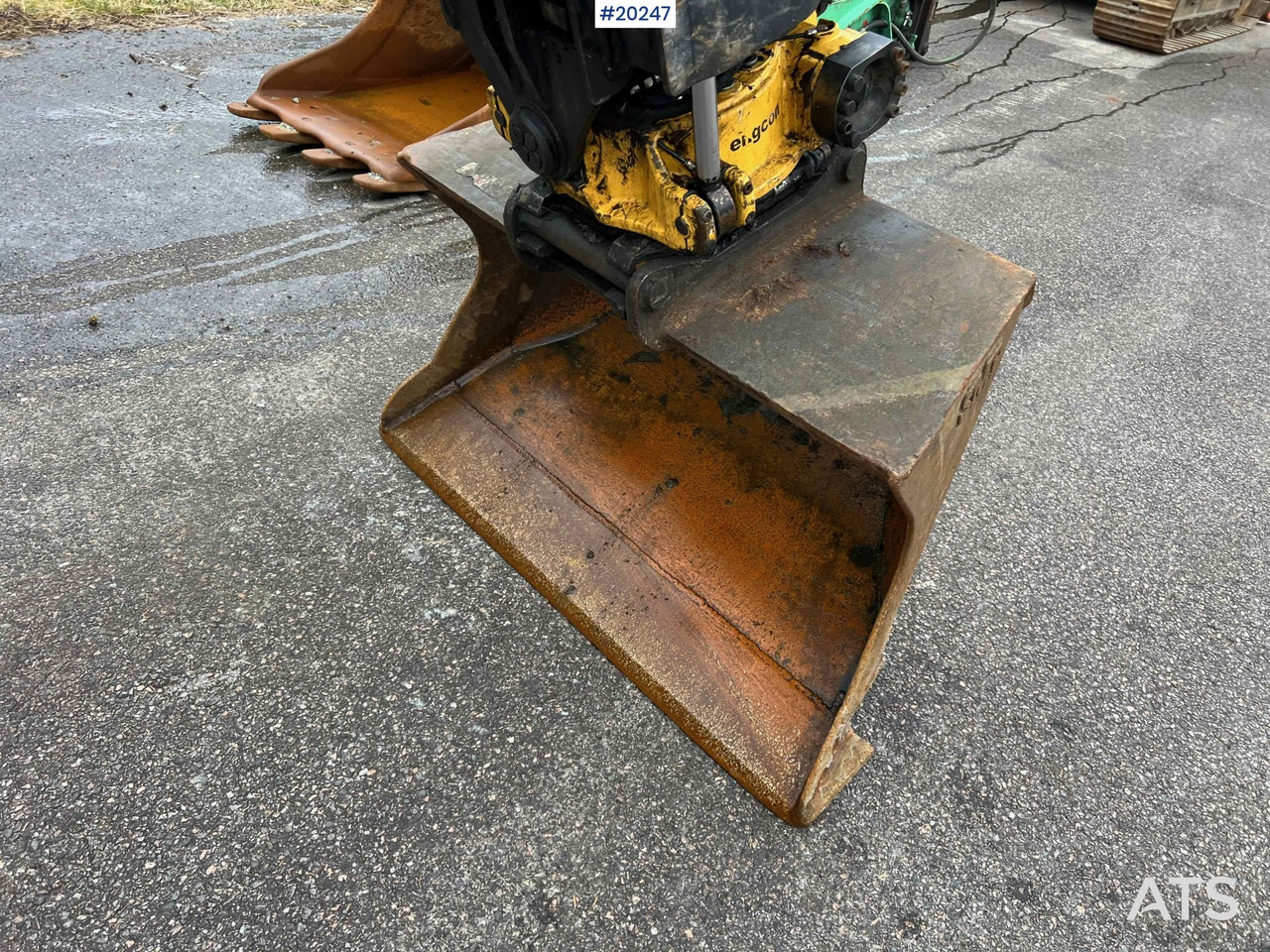 Excavator Caterpillar 308: picture 40