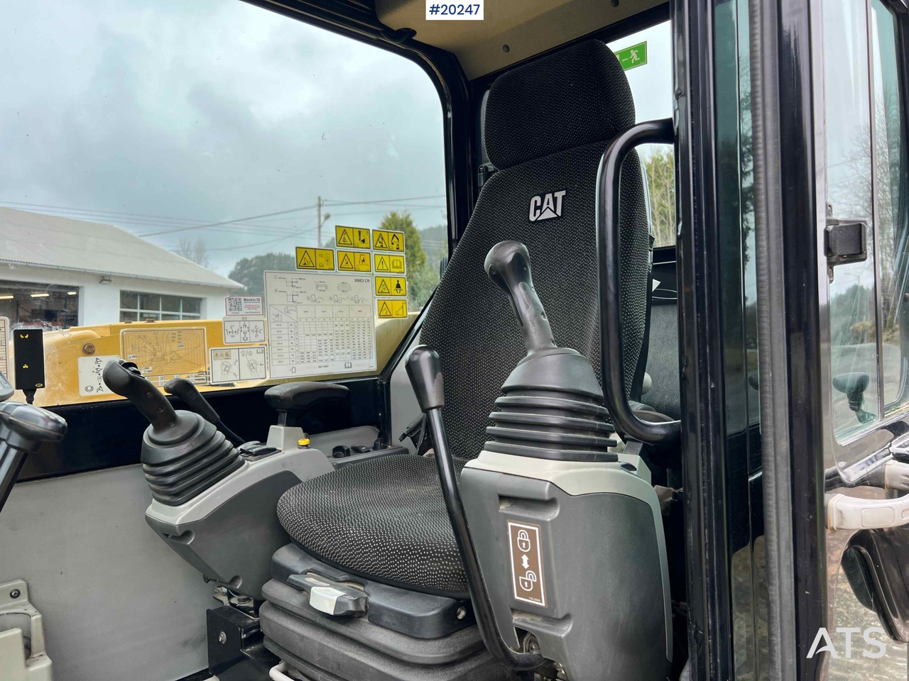 Excavator Caterpillar 308: picture 26