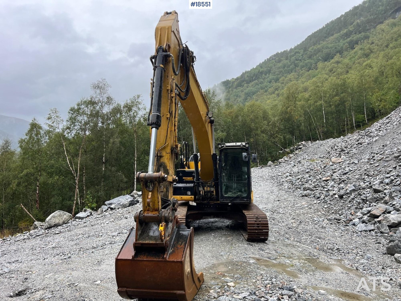 Caterpillar 320E - Crawler excavator: picture 4 Caterpillar 320E - Crawler excavator: picture 4