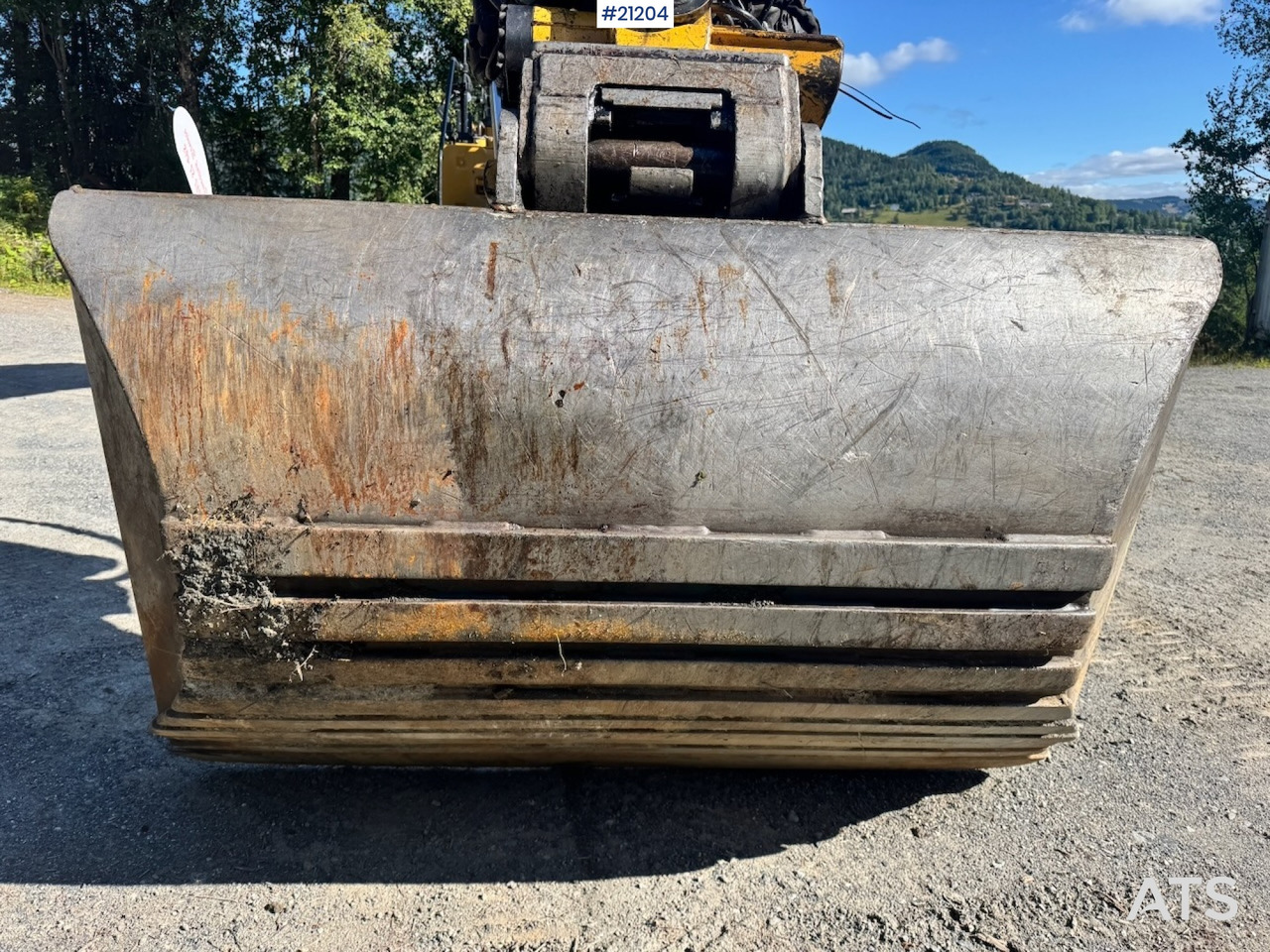 Crawler excavator Caterpillar 323FL: picture 26