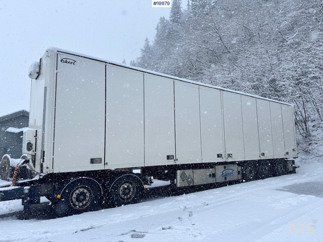 Ekeri Skapsemi - Closed box trailer: picture 2 Ekeri Skapsemi - Closed box trailer: picture 2