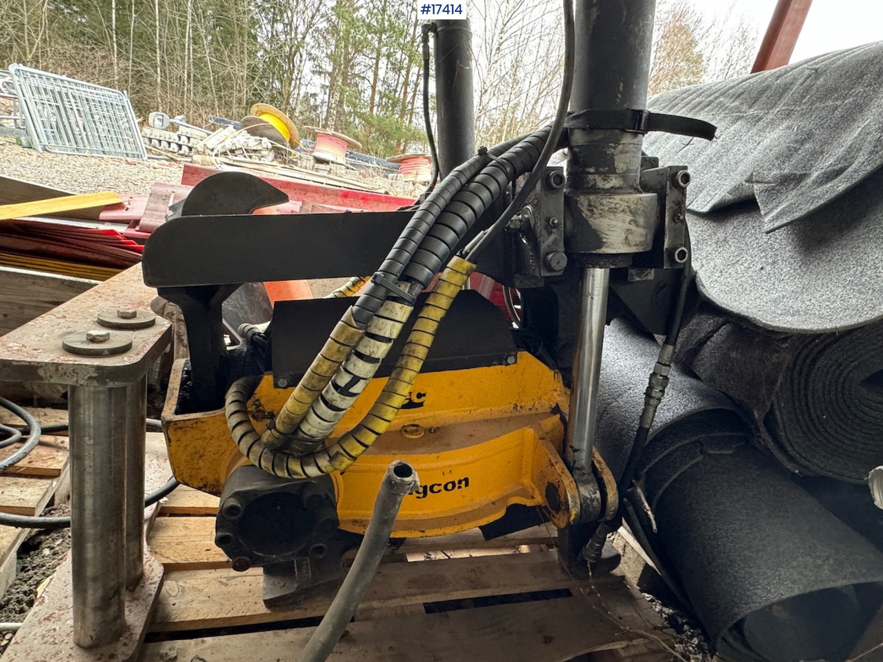 Engcon Rototilt - Tiltrotator for Construction machinery: picture 4 Engcon Rototilt - Tiltrotator for Construction machinery: picture 4