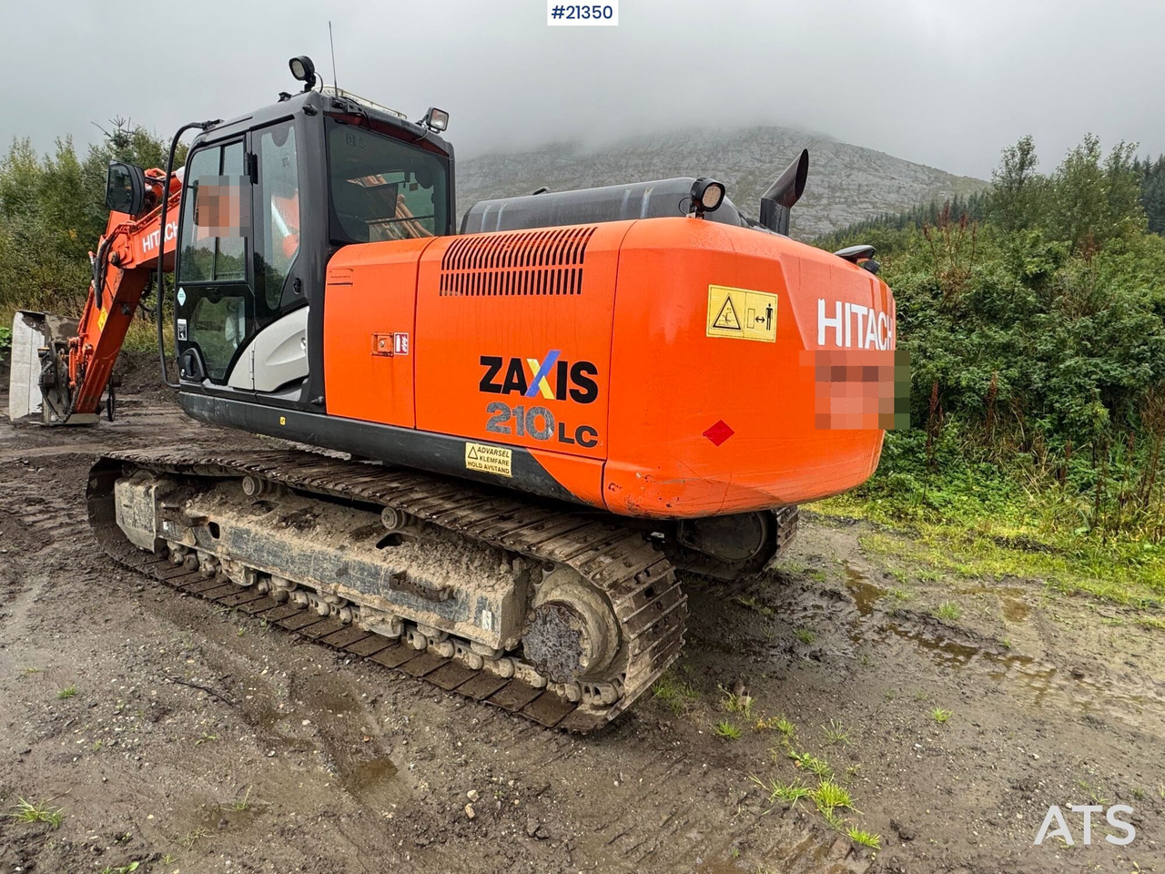Excavator Hitachi ZX210LC: picture 14