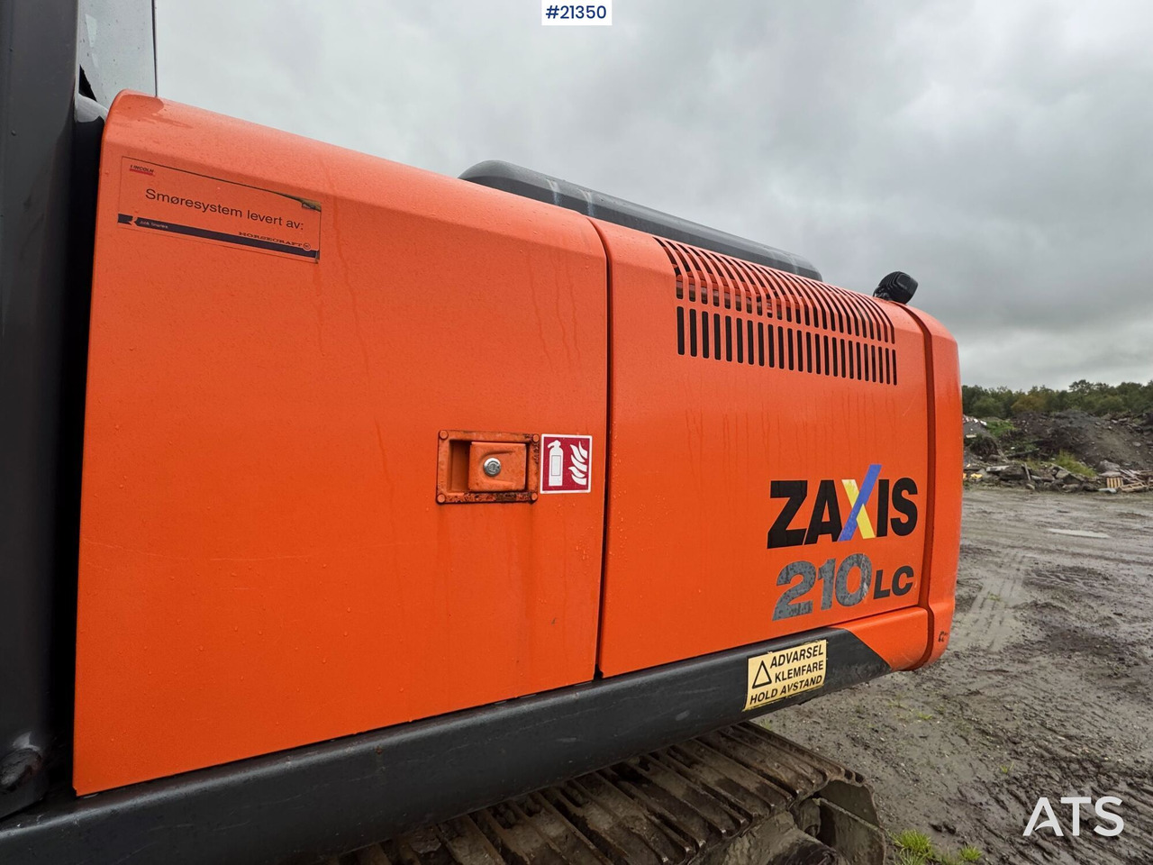 Excavator Hitachi ZX210LC: picture 21