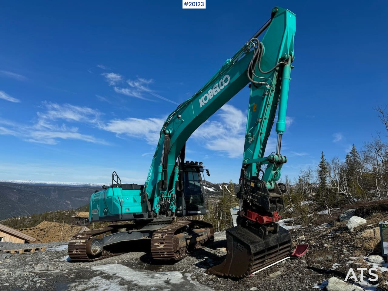Kobelco SK260LC-10 - Excavator: picture 3 Kobelco SK260LC-10 - Excavator: picture 3