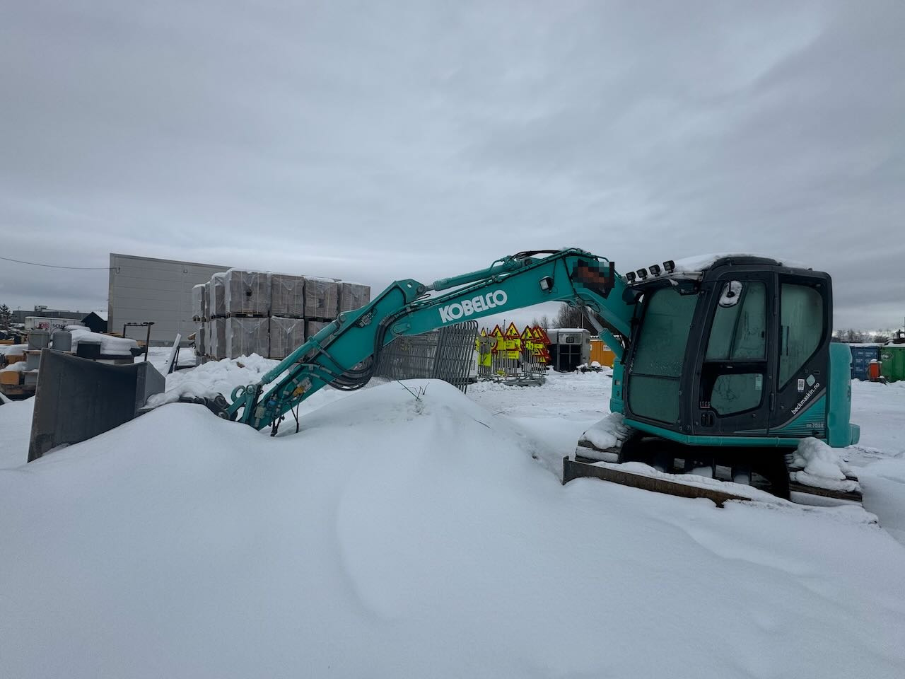 Kobelco SK75SR-3E - Excavator: picture 2 Kobelco SK75SR-3E - Excavator: picture 2