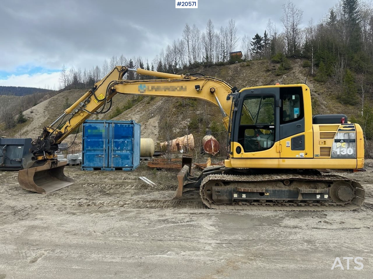 Komatsu PC130-8 - Excavator: picture 2 Komatsu PC130-8 - Excavator: picture 2