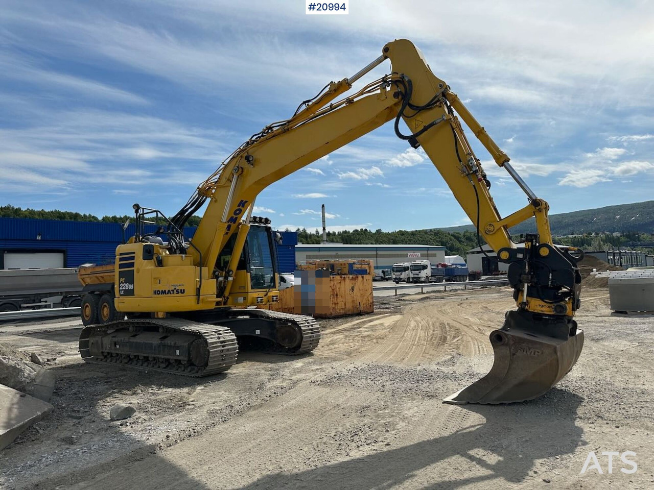 Crawler excavator Komatsu PC228USLC-10: picture 7