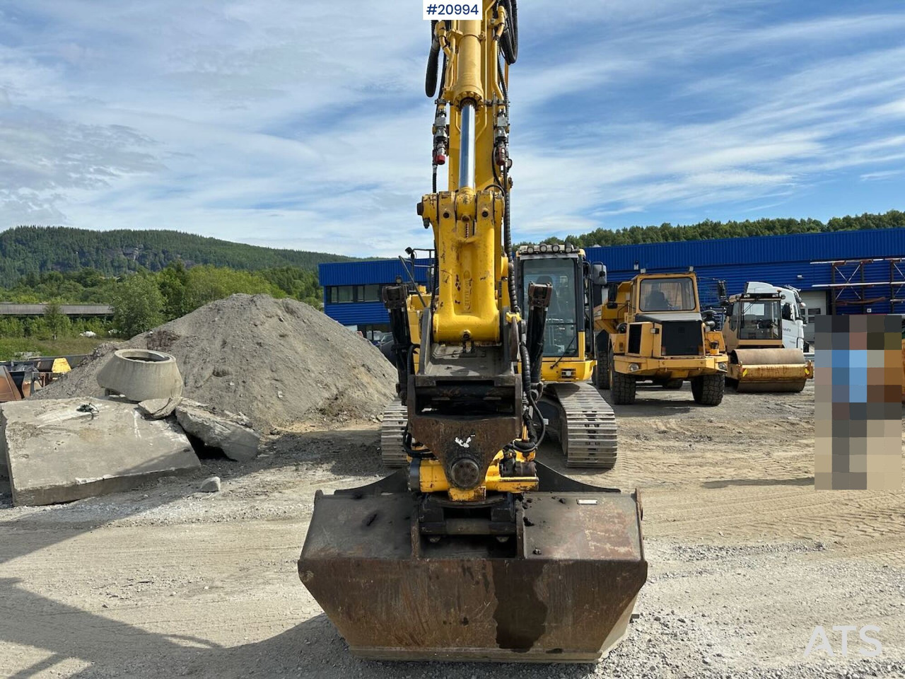 Crawler excavator Komatsu PC228USLC-10: picture 8