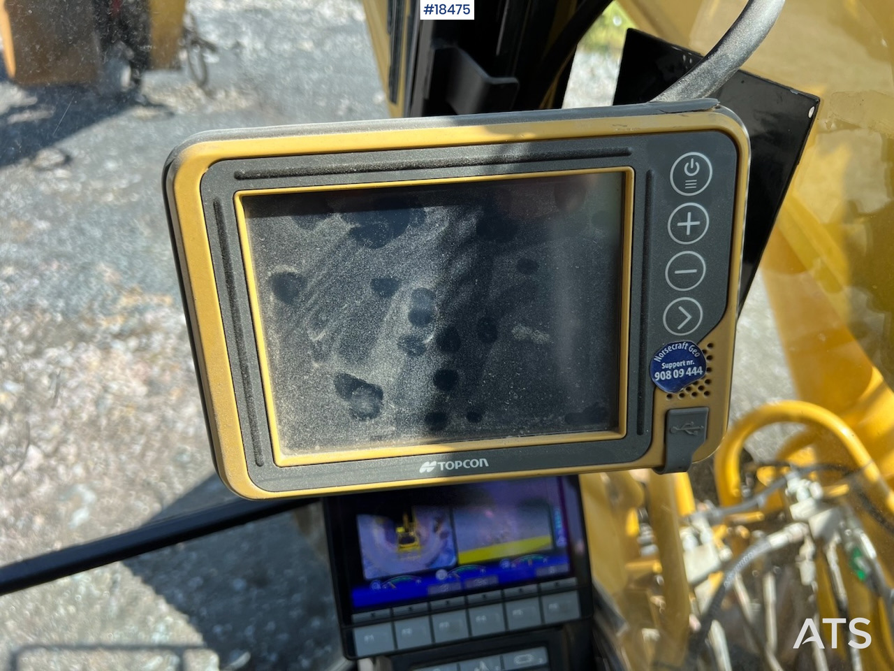 Excavator Komatsu PC290LC-11: picture 32