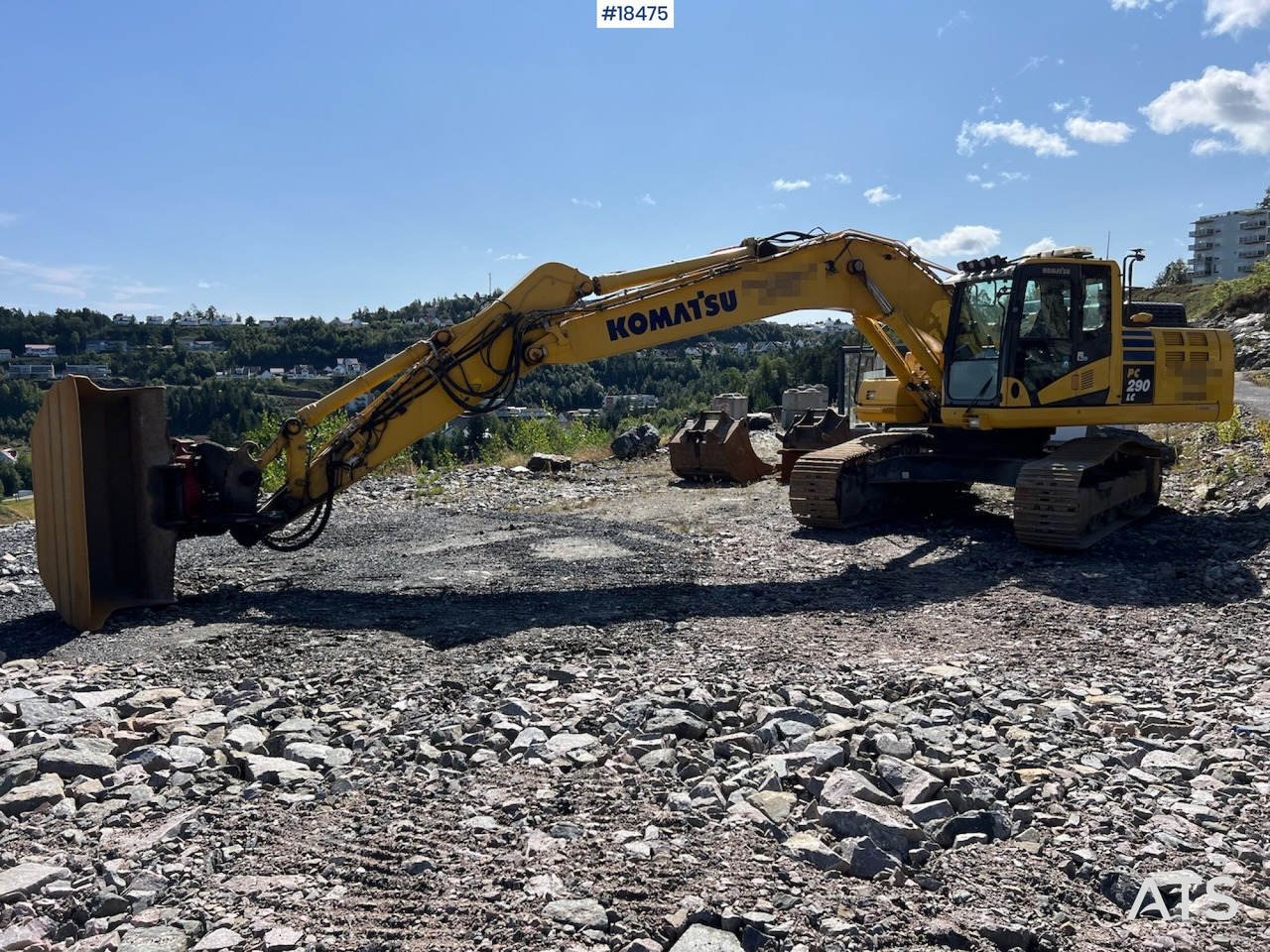Excavator Komatsu PC290LC-11: picture 12