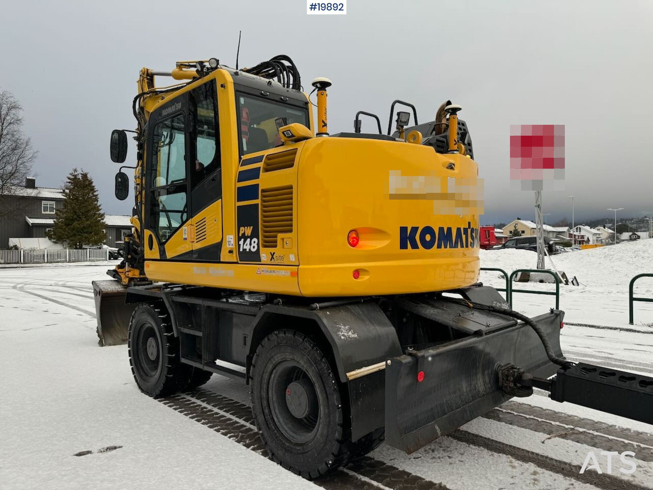 Komatsu PW148-11 - Wheel excavator: picture 3 Komatsu PW148-11 - Wheel excavator: picture 3