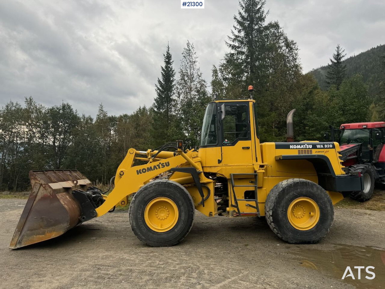 Komatsu WA320-3H - Wheel loader: picture 3 Komatsu WA320-3H - Wheel loader: picture 3