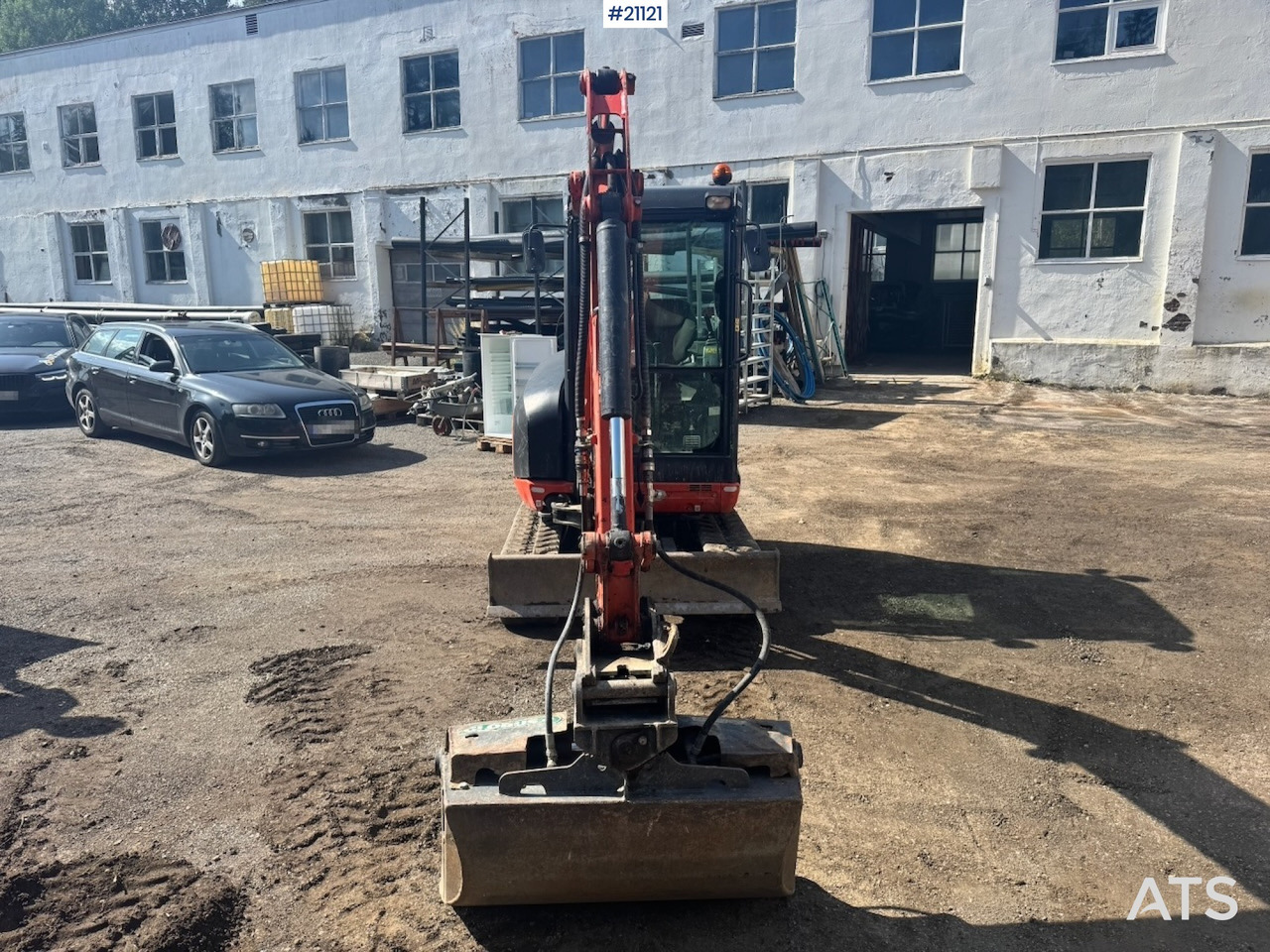 Mini excavator Kubota KX027-4: picture 10